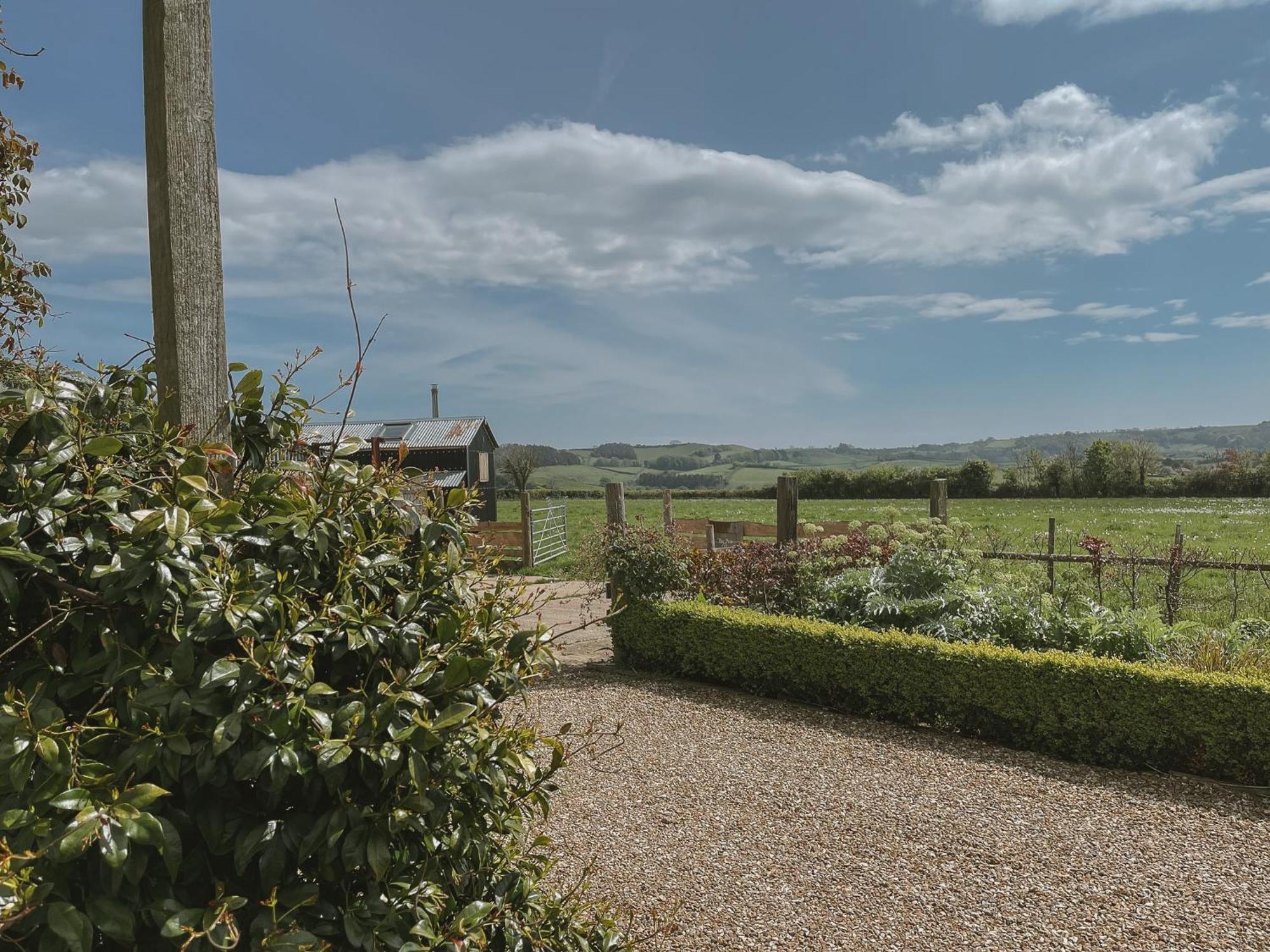 Outbuildings Dorset Hotell Bridport Exteriör bild